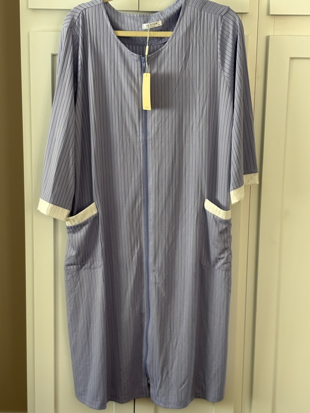 Ekouaer Lavender Stripe Zip-Front Robe